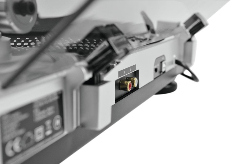 Omnitronic BD-1380 USB, gramofon s řemínkovým pohonem, stříbrný