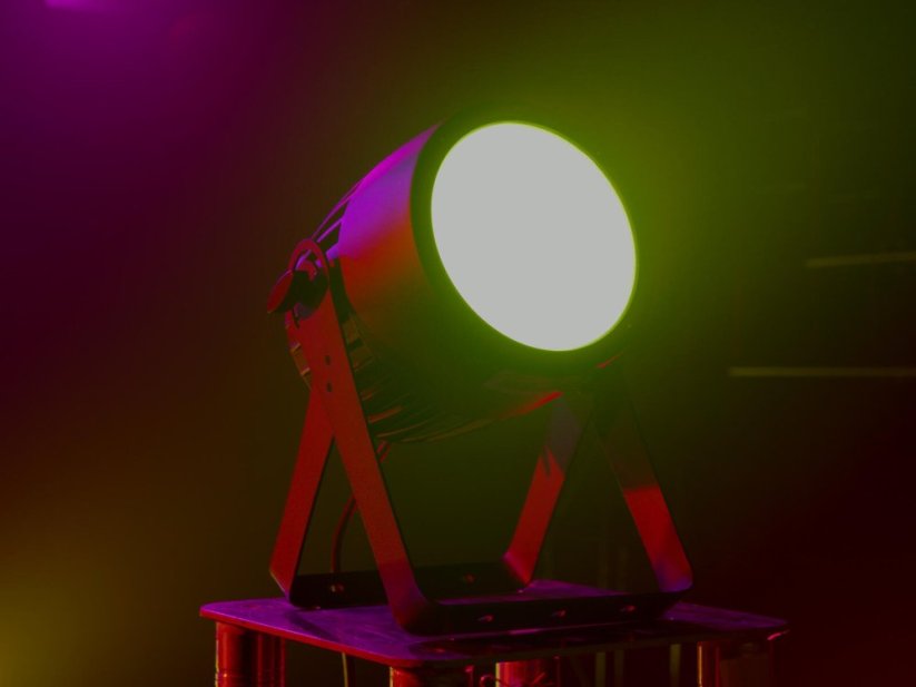 Eurolite LED Theatre COB 200W RGBAL, reflektor