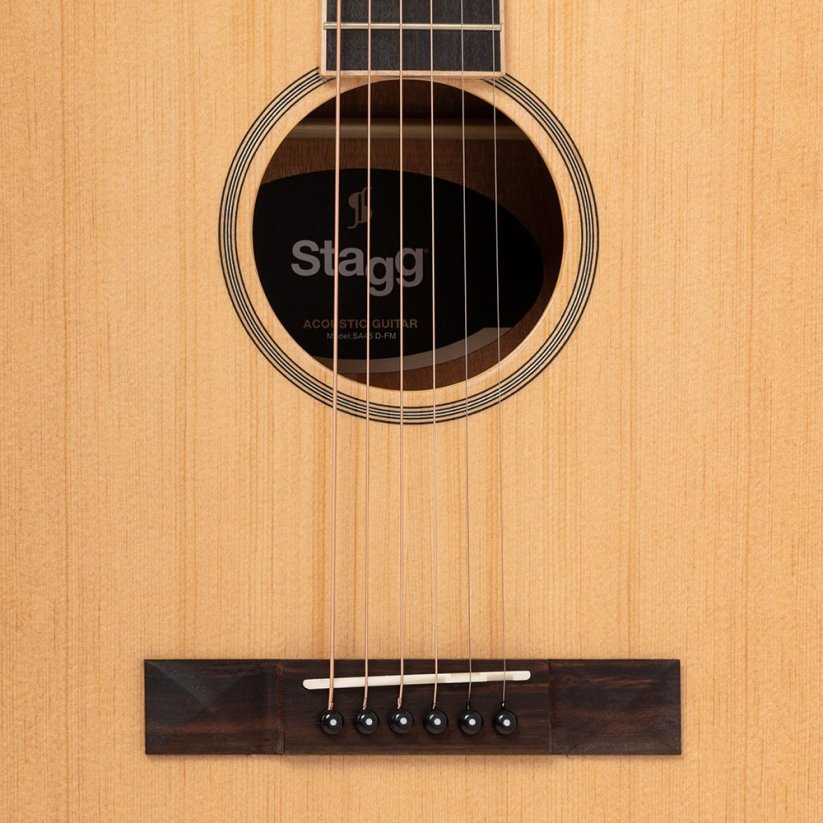 Stagg SA45 D-FM, akustická kytara typu Dreadnought