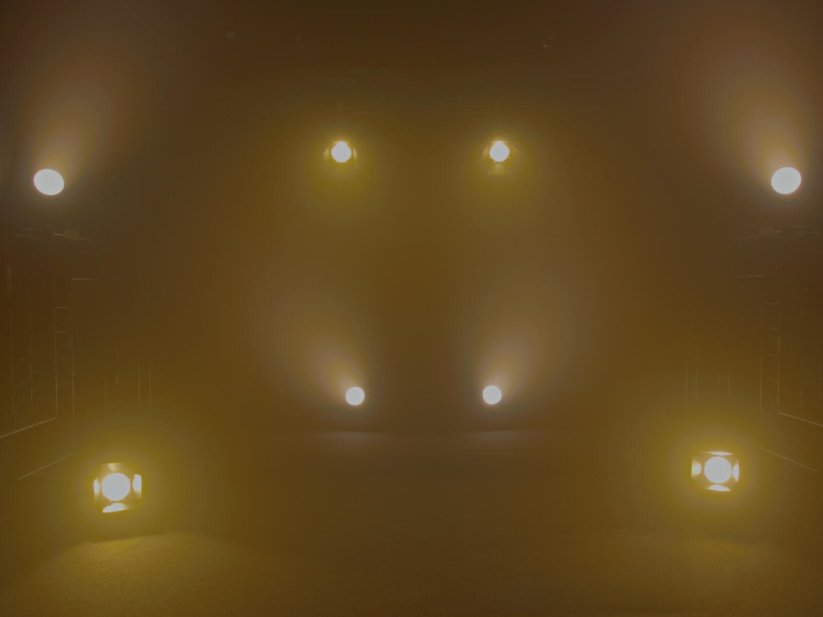 Eurolite LED Theatre COB 100 RGBAL, divadelní reflektir