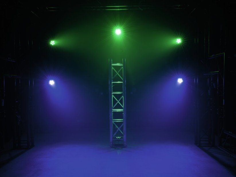 EUROLITE LED PK-3 Spot 6x 3W TCL, USB